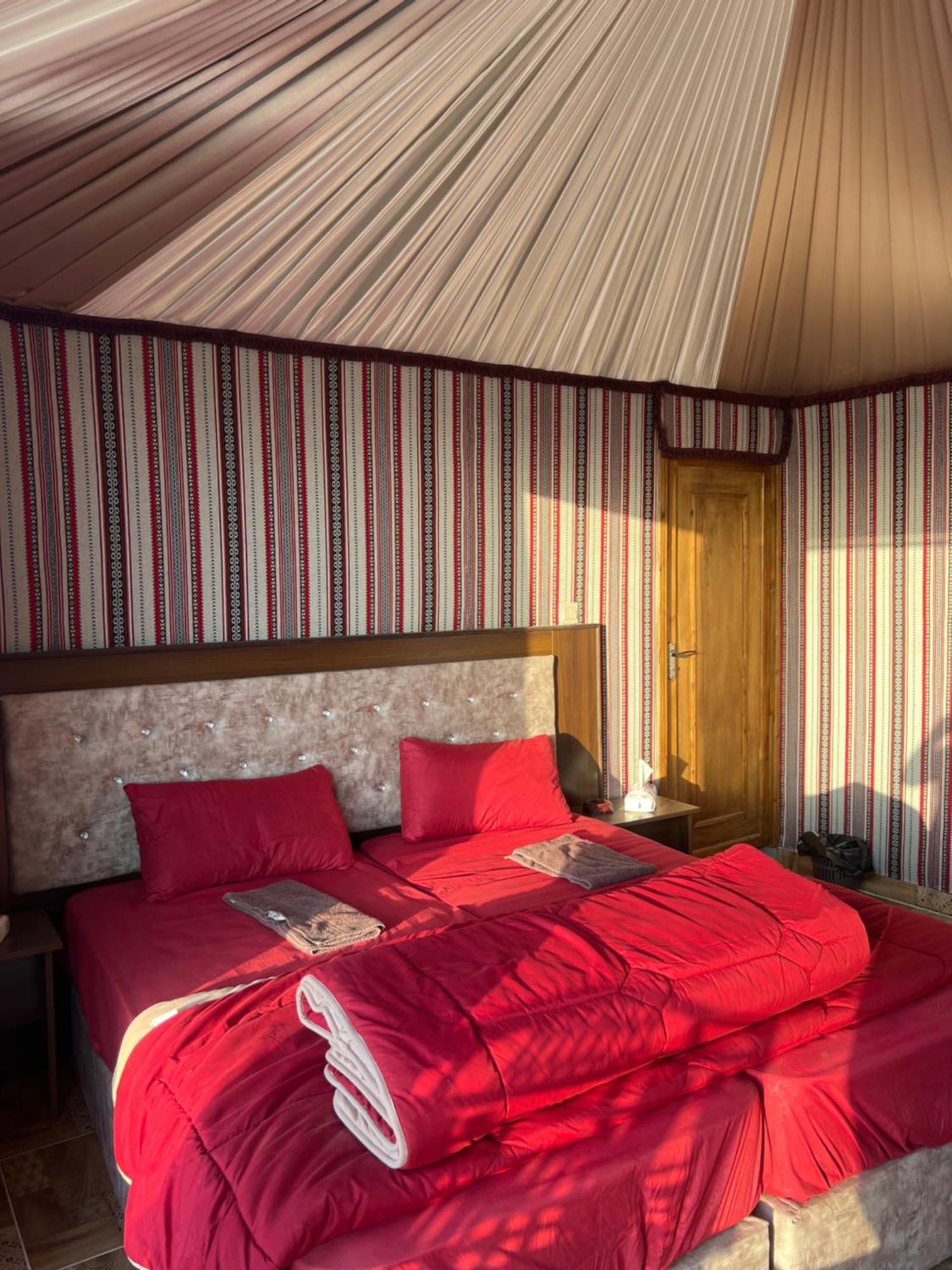 Wadi Rum Mars Camp ภายนอก รูปภาพ